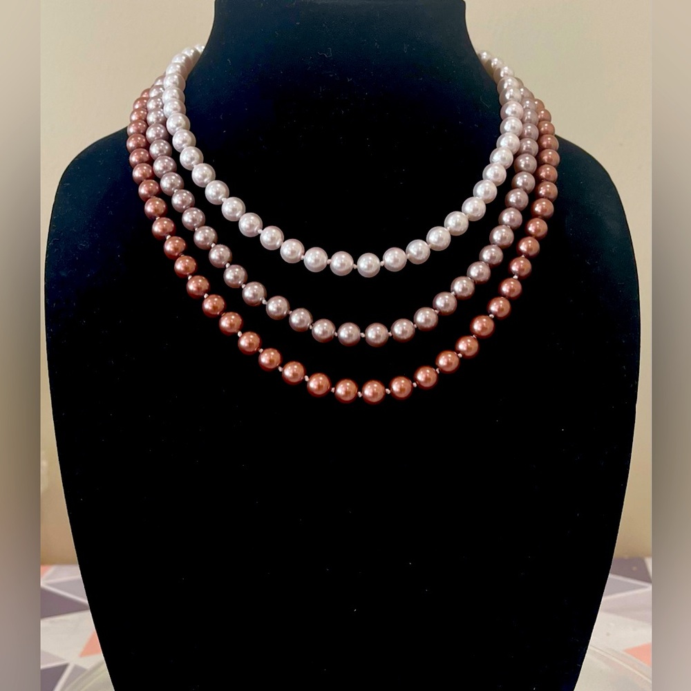 Three strand multicolored faux knotted glass pearl necklace